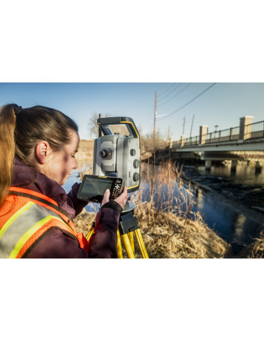 Trimble T70